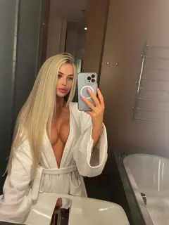 Eleni escort in Phuket