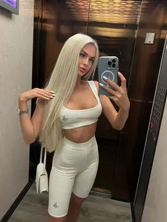 Eleni escort in Phuket